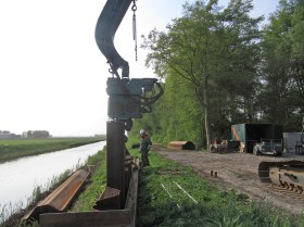 ICE-328B-excavator-mounted-vibratory-hammer-351