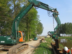 ICE-328B-excavator-mounted-vibratory-hammer-353