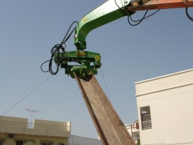 ICE-428SH-Excavator-Mounted-Vibratory-Hammer-with-Swivel-Head.12