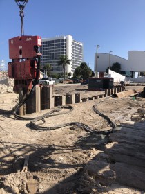 PVE-28VM-Vibratory-Hammer-with-Variable-Moment_600PP-Ft-Lauderdale-scaled