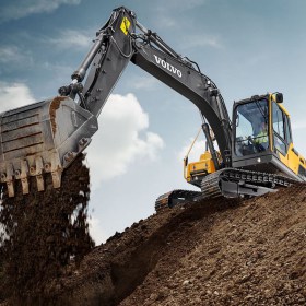 volvo-benefits-crawler-excavator-ec120d-ec140d-t2-t3-semi-d-cab-versatility-2324x1200