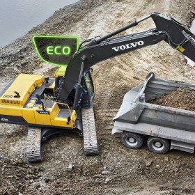 volvo-benefits-crawler-excavator-ec250d-t2-eco-mode-2324x1200