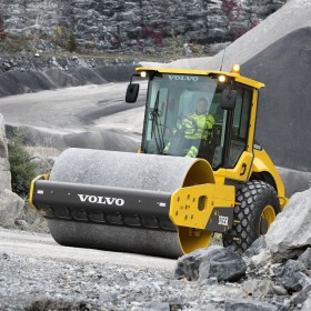 volvo-benefits-soil-compactor-sd135b-sd160b-t4f-high-quality-components-2324x12001
