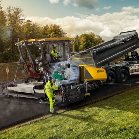 volvo-benefits-tracked-paver-p7820d-t3-t4f-power-to-perform-2324x1200