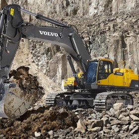 volvo-find-crawler-excavator-ec750d-t3-d16-engine-2324x1200